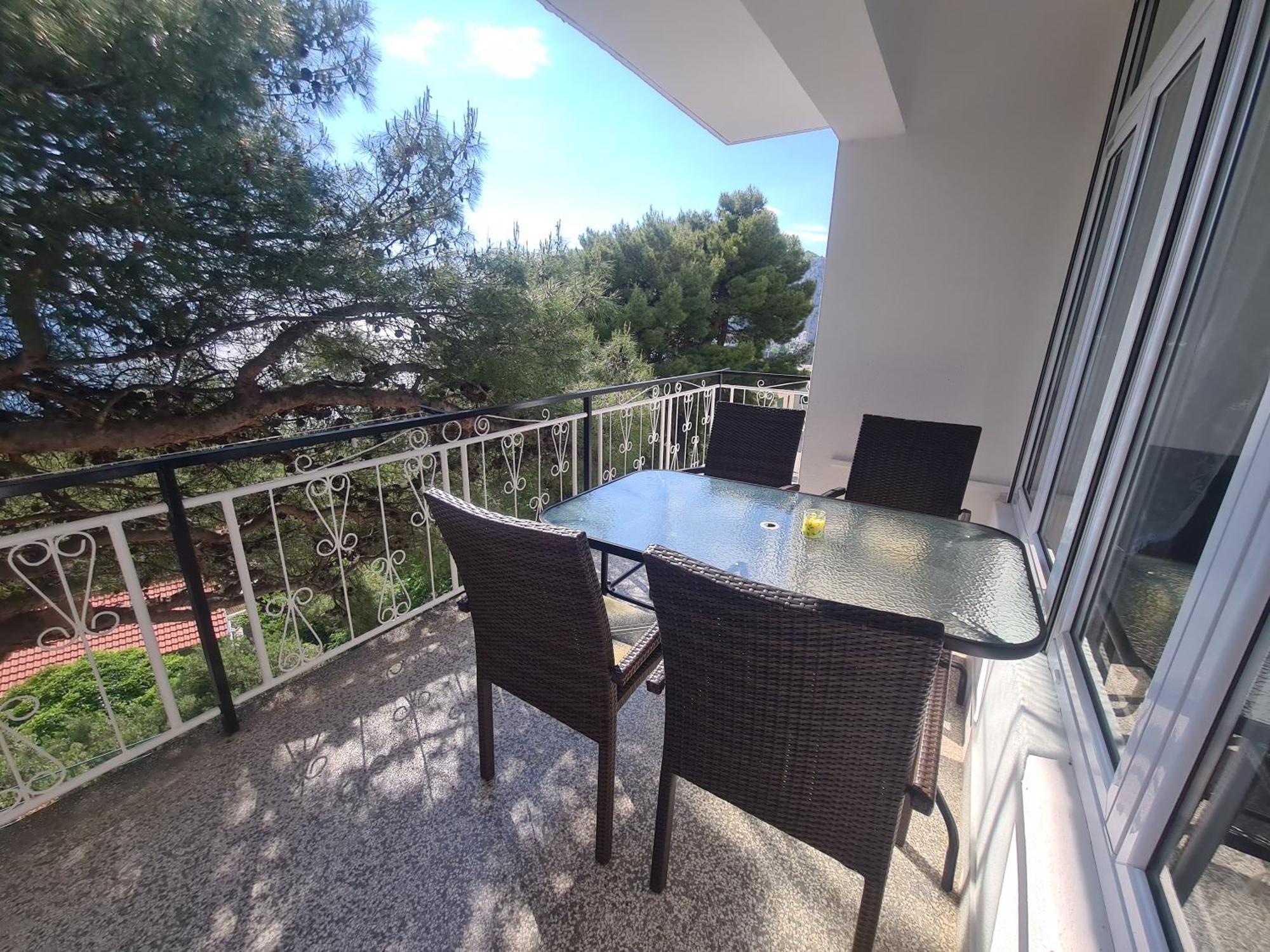 Apartments Adisa โอมิช ภายนอก รูปภาพ